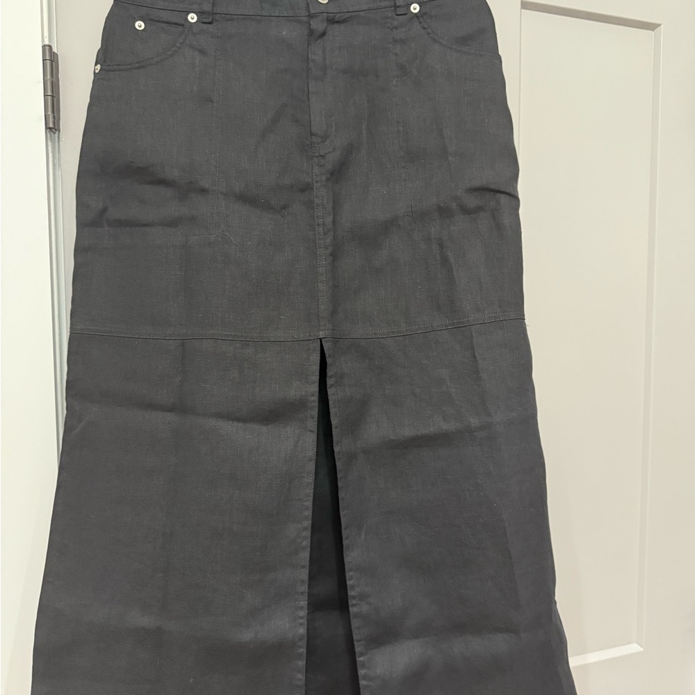Nicole Miller 100% Linen Black Skirt